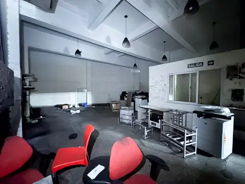 Galpon en Alquiler en Agronomia, $ 3.300.000