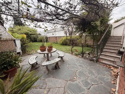 San Luis al 4200 entre  Paraná y Las Heras