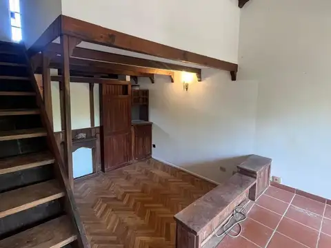 Depto Tipo Casa en Venta con 1 cocheras
