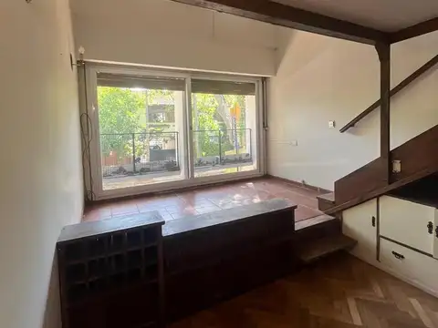 Depto Tipo Casa 2 ambientes con 1 baño