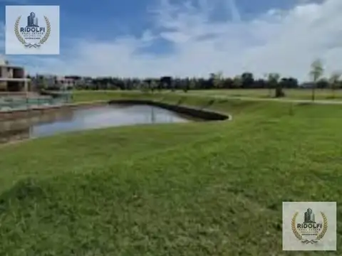 Terreno en Venta 42  mts Fondo