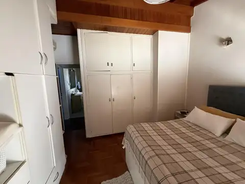 Casa 4 ambientes en Venta en Bernal con Cohera y Patio