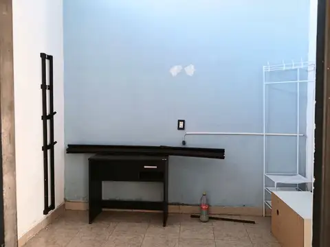 Depto Tipo Casa en Alquiler con 1 cocheras