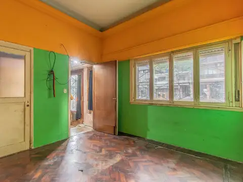 Depto Tipo Casa en Venta 85 años