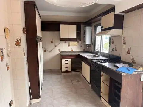 Departamento en Venta de 4 dormitorios