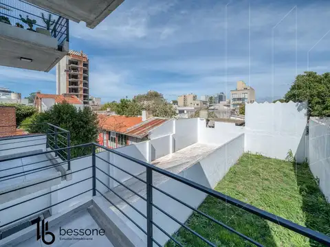 Depto Tipo Casa en Venta de 1 dormitorio