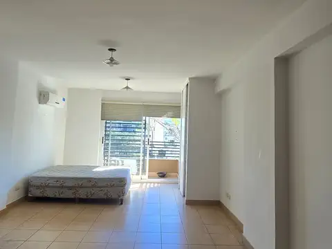 Doctor Rómulo Naón 3200, Piso 3