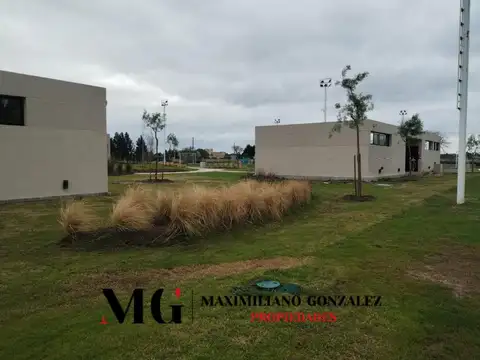 Terreno en Venta 20  mts Frente