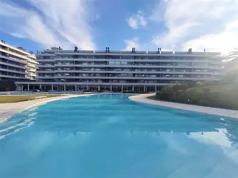 Departamento 4 ambientes con 3 baños