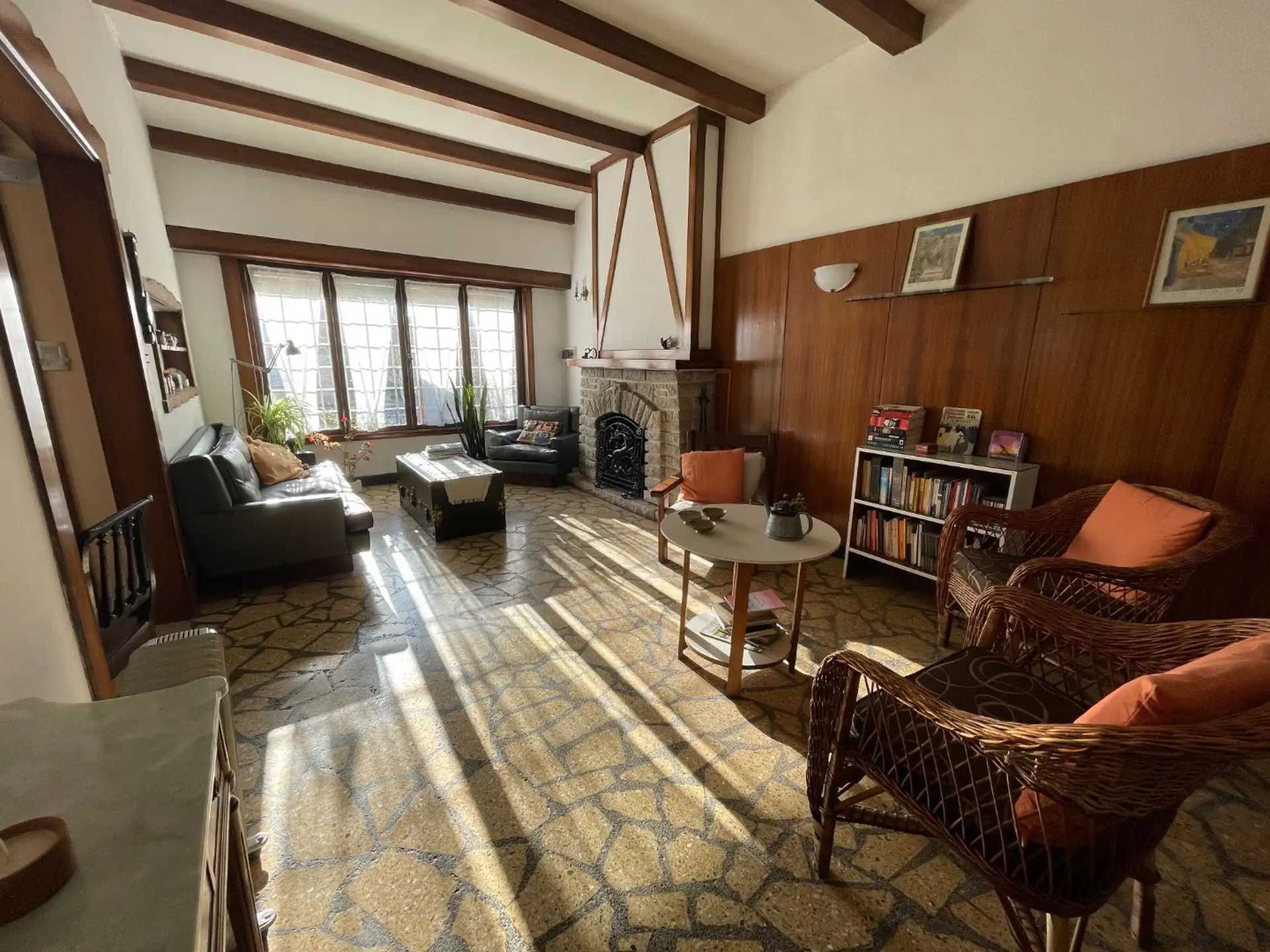 Chalet 4 ambientes, barrio Chauvin