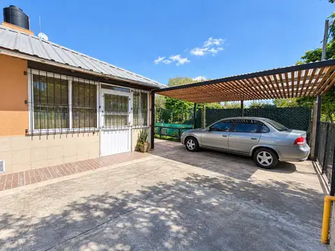 Casa 4 ambientes con 1 baño