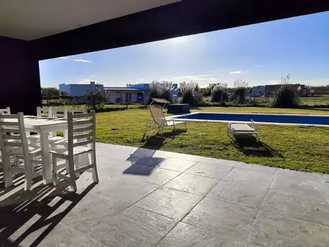 Casa en San Sebastián venta escritura Pilar Escobar Apto Crédito