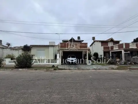 DUPLEX AL FRENTE 4 AMBIENTES