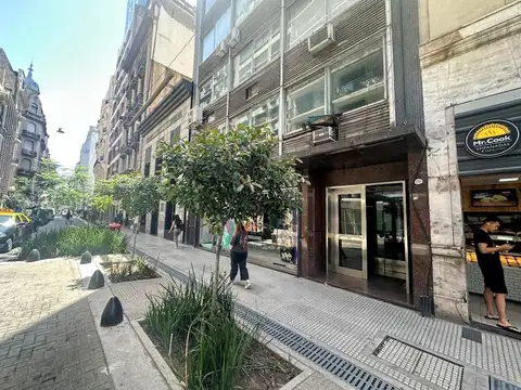 Centro Impecable oficina en planta libre 1 sala de reuniones totalmente refaccionada  