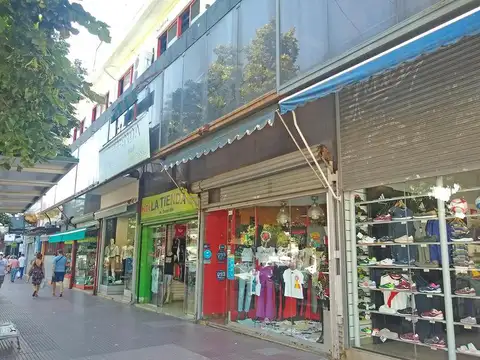 Venta de locales en Bloque o individuales sobre Av. Boedo