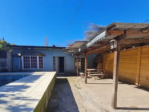 Casa 2 ambientes con 1 baño