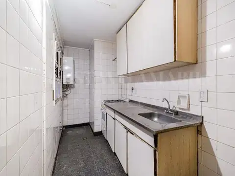Junín 800, Piso 6