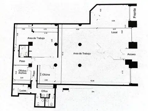Local en Avenida, con 14 metros de Frente, Ideal servicios