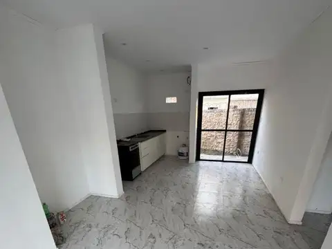 DEPARTAMENTO EN EL MIRADOR, LUJAN. EXCELENTE UBICACIÓN