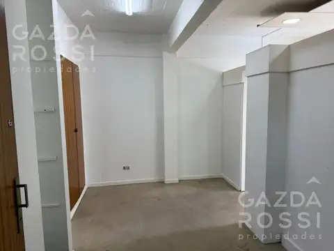 Oficina en Alquiler en Adrogue, $ 300.000