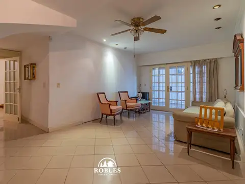 Galpon en Venta 43  mts Fondo