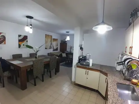 Departamento en Alquiler de 3 dormitorios