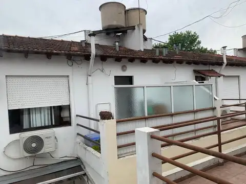 Depto Tipo Casa 2 ambientes con 2 baños