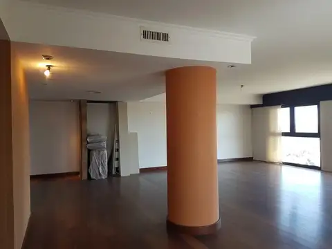 Excelente departamento en duplex con amarra en Marinas Golf