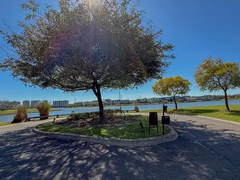 Terreno en Venta de 941,0 m2
