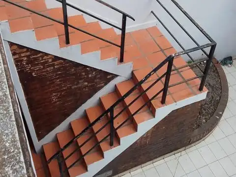 Casa en Venta en excelente estado.