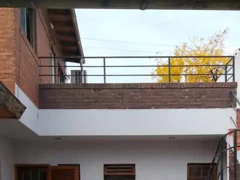 Casa en Venta en Parque Chacabuco, USD 250.000