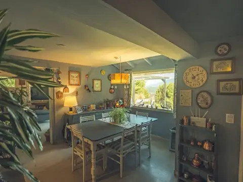 Casa 6 ambientes con 3 baños