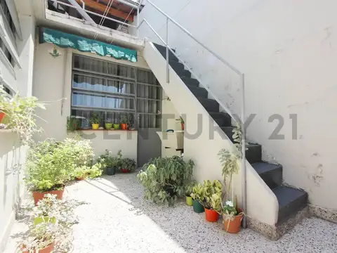 Venta Casa 4 Ambientes c/ Parrila y Terraza en Parque Chas