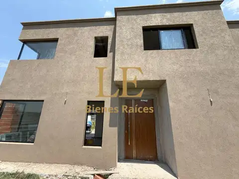 Venta Casa en San Sebastian