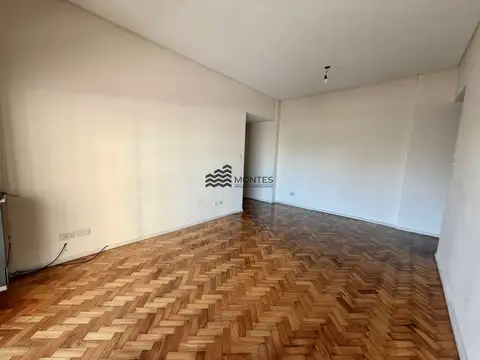 Departamento en Venta en Ramos Mejia, USD 134.000