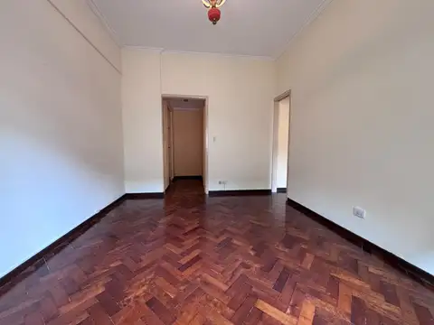 Departamento en Alquiler en Balvanera, $ 550.000