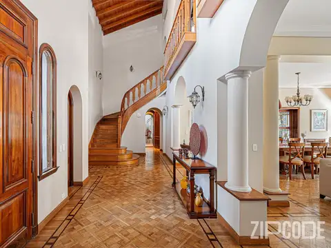 Casa en Venta en Acassuso Barrio Parque Aguirre, USD 1.300.000