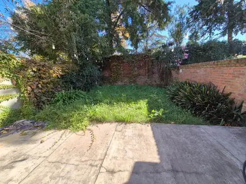 Depto Tipo Casa en Venta con 1 cocheras