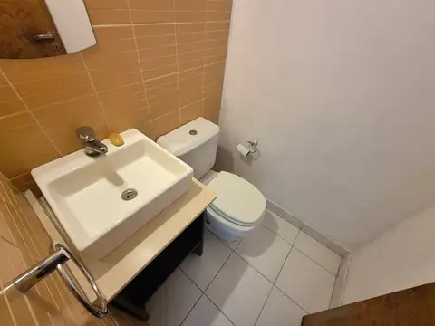 Depto Tipo Casa 4 ambientes con 2 baños