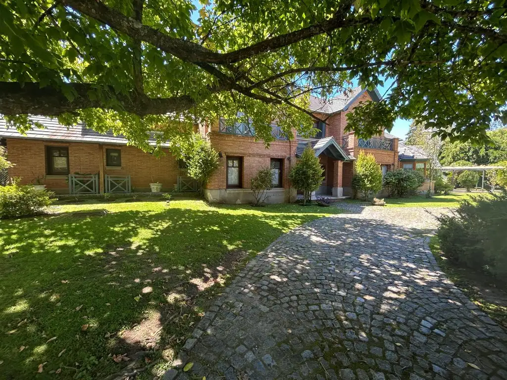 Casa en Venta con cochera