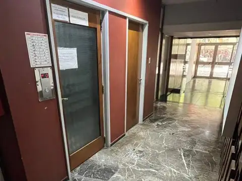 Oficina en Alquiler en Mendoza, $ 400.000