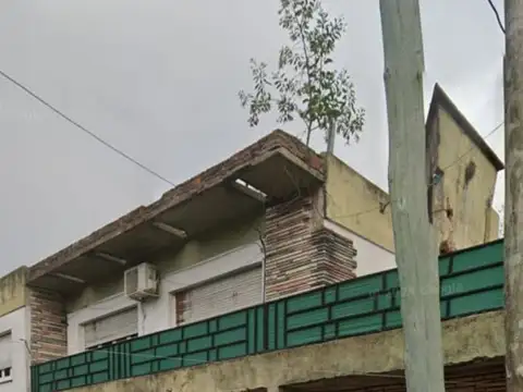 Terreno en Venta en Villa Luzuriaga, USD 190.000