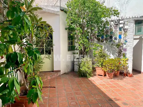 PH 4 Ambientes - 3 Dormitorios - 3 Baños - Patio y Terraza