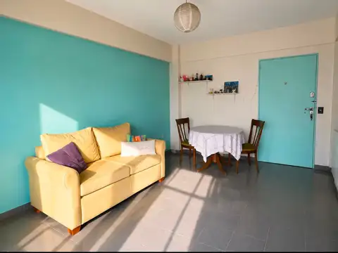 Departamento en Alquiler en Parque Chacabuco, $ 850.000