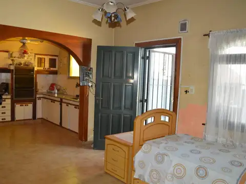 Depto Tipo Casa en Venta 40 años