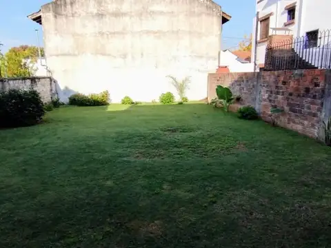 VENTA LOCAL O DEPOSITO CON VIVIENDA VILLA ADELINA