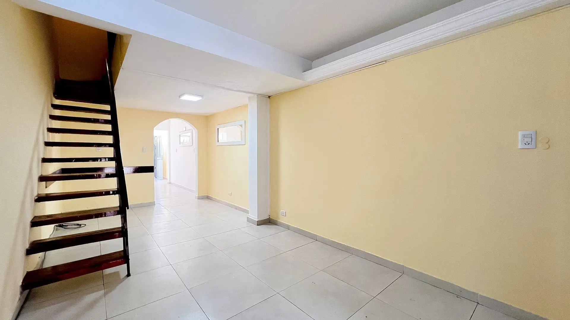 Venta duplex 3 amb barrio Villa Primera c cochera