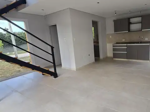 Casa en venta en Dina Huapi, Bariloche - A estrenar - Apta crédito