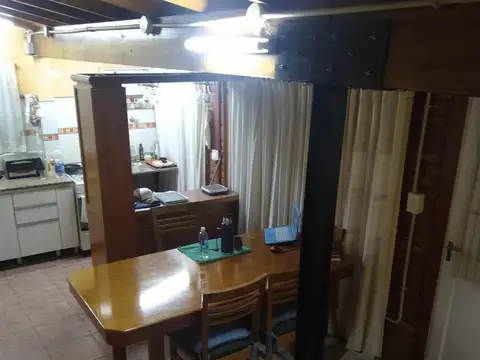 Departamento en venta - 4 Dormitorios 2 Baños - Quilmes