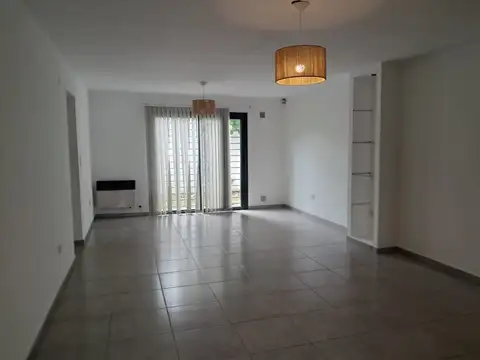 Depto Tipo Casa en Venta 15 años